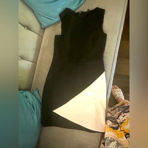BCBG Size 4 mini Dress black&white